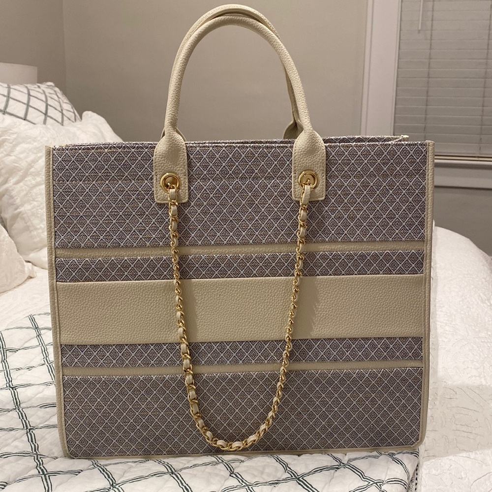 Abbott Lyon tote bag